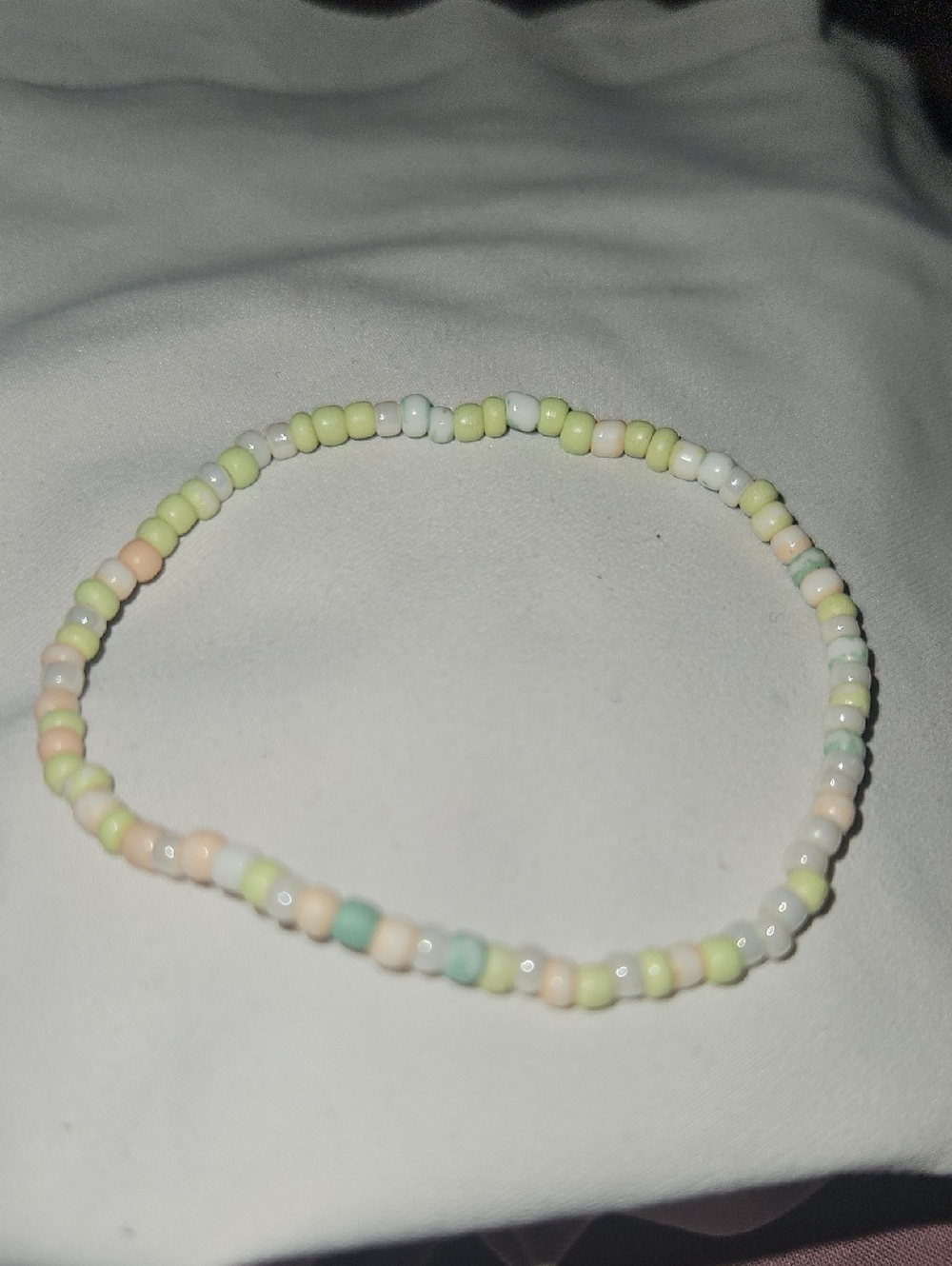 Elegant White Beaded Bracelet